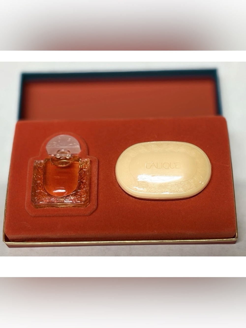 Vintage Lalique Deluxe Miniature Set Mini Lalique Perfume & Soap France New